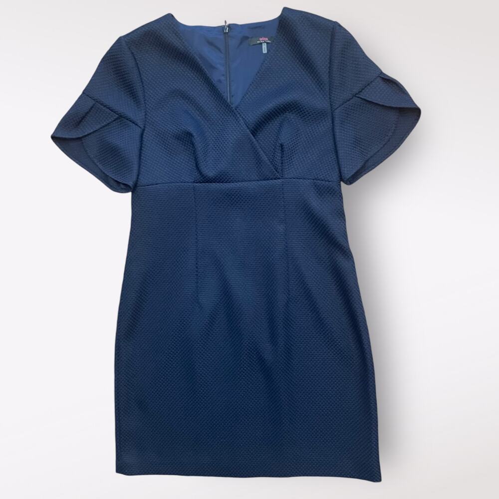 Trina Turk Navy Blue‎ V Neck Tulip Sleeve Short Shift Dress Size 8